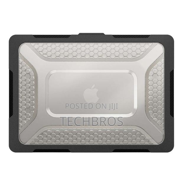 Macbook Pro 14 And 16 Inches 2021-2024 · Photo 3