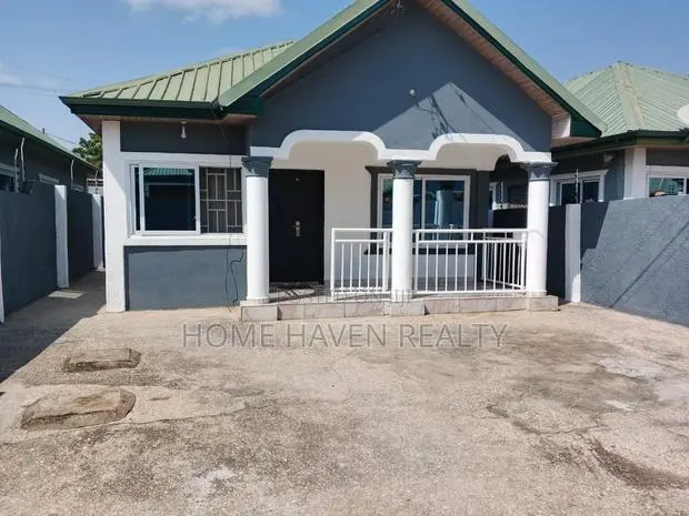 2bdrm House in Amasaman Police for sale · Photo 1