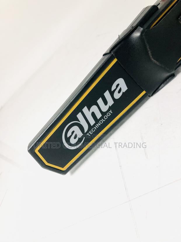 Metal Detector (Hand Held) · Photo 3