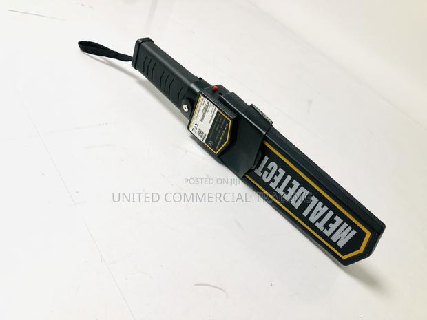 Metal Detector (Hand Held) · Photo 2