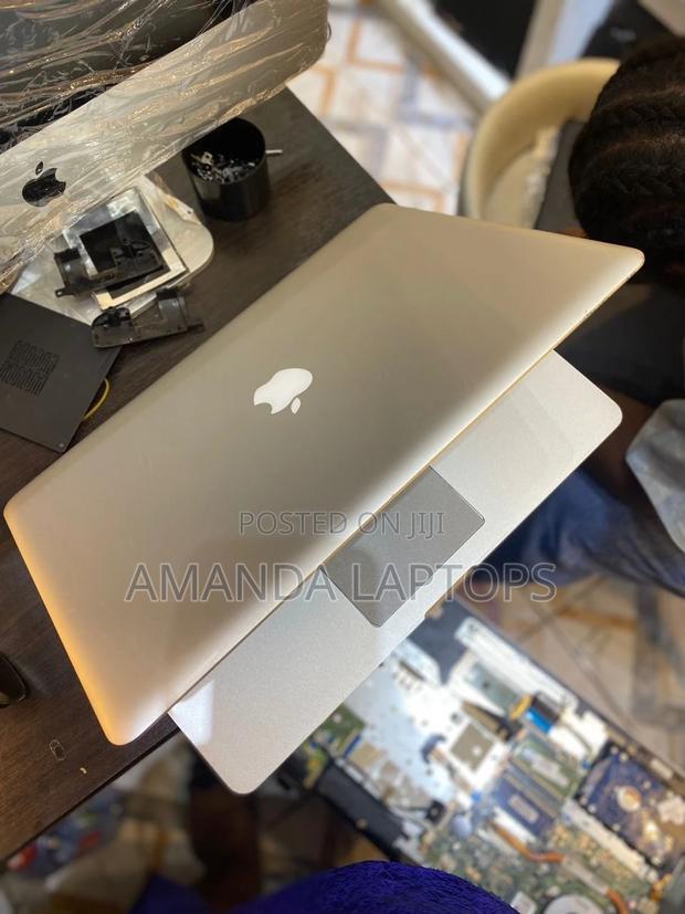 New Laptop Apple MacBook Pro 2011 8GB Intel Core I7 HDD+SSD 256GB · Photo 1