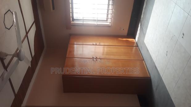 8bdrm House in West Legon for rent · Photo 1