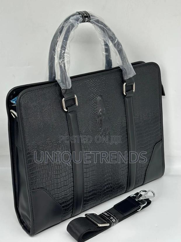 Quality Leather Laptop Bags · Photo 4