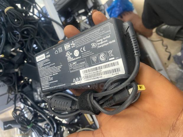 Lenovo Usb 20v-6.75a / 135w / UK USED Adapter/Charger · Photo 1
