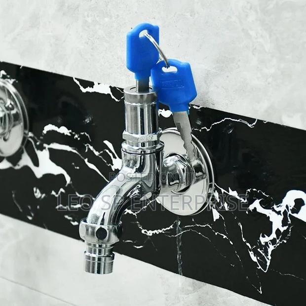 Faucet With Key · Photo 1