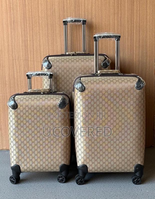 Durable Anti-Crack Suitcase Bags · Photo 4