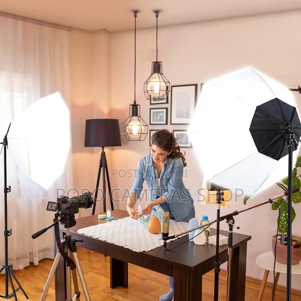 Softbox With Stand, Light And Remote · Photo 3