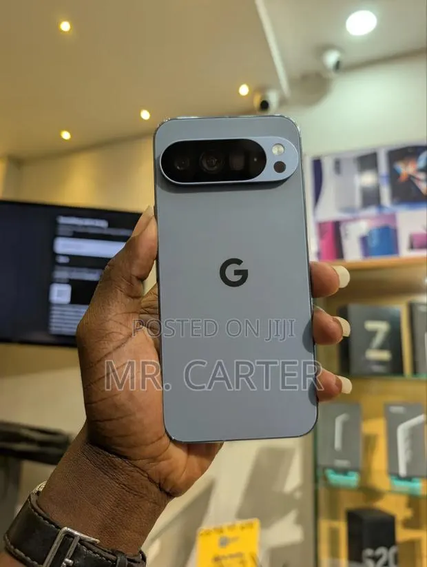 New Google Pixel 10 Pro XL 256 GB Gray · Photo 1