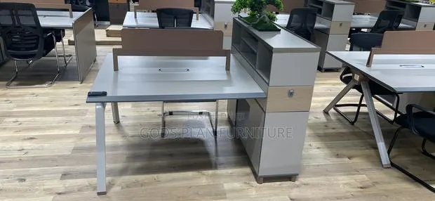 Workstation · Photo 1