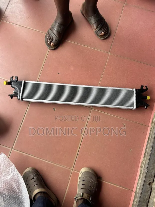 Honda CRV 2023 -2024 Hybrid Intercooler · Photo 1