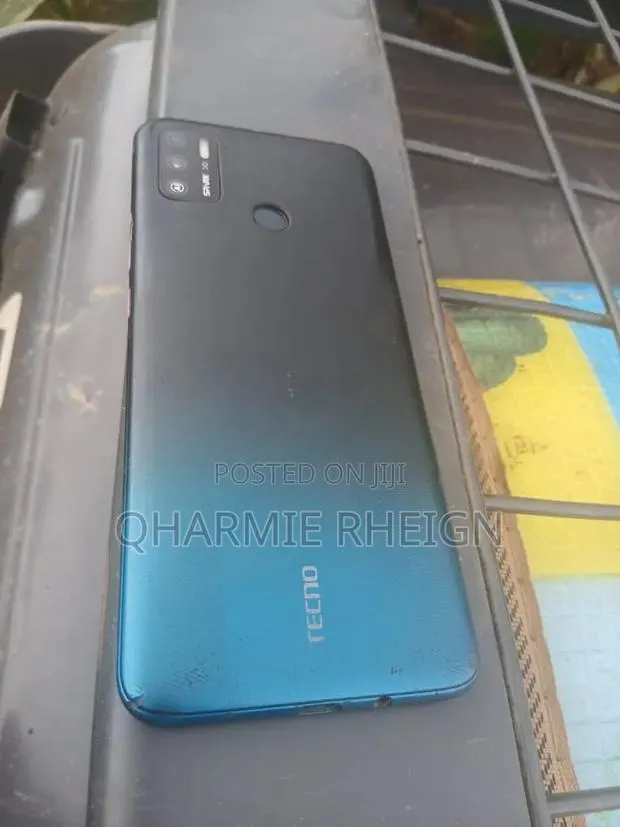 Tecno Spark 5 Air 32 GB Blue · Photo 1