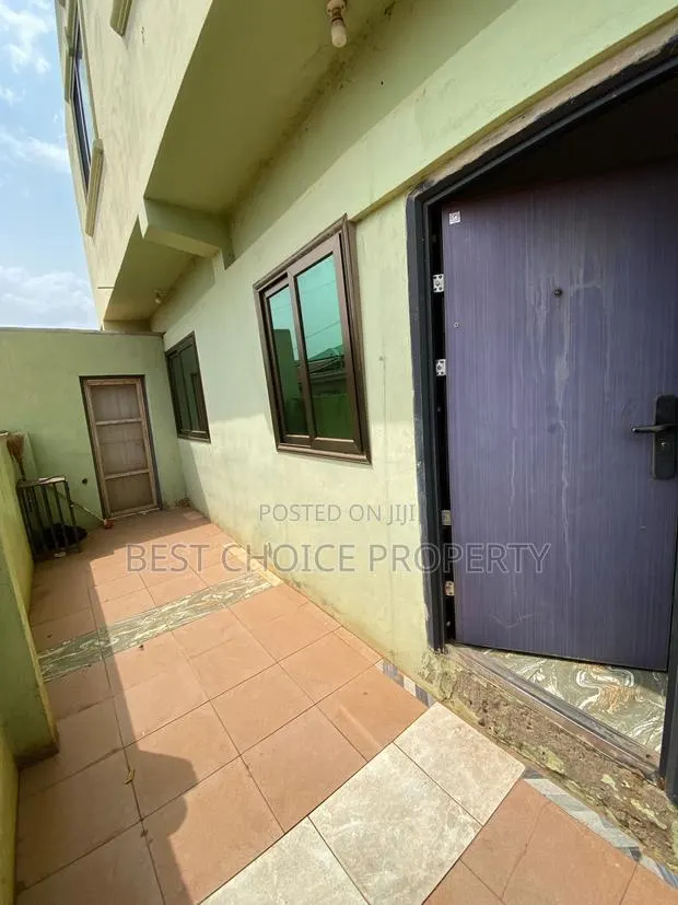 2bdrm Apartment in Adenta Survive for rent · Photo 1