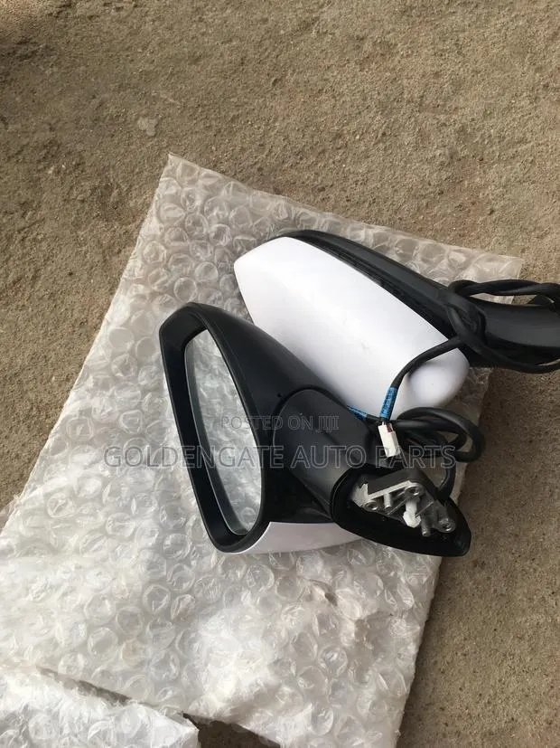 Mazda CX30 and Mazda3 2019 2020 Mirror Pair · Photo 1