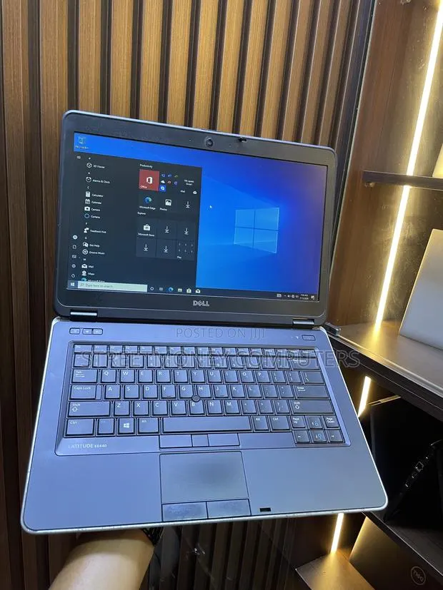 Laptop Dell Latitude E6440 8GB Intel Core i5 HDD 256GB · Photo 1