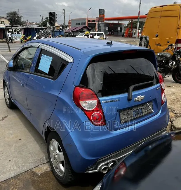 Chevrolet Spark 1LT 4dr Hatchback (1.2L 4cyl 5M) 2014 Blue · Photo 3