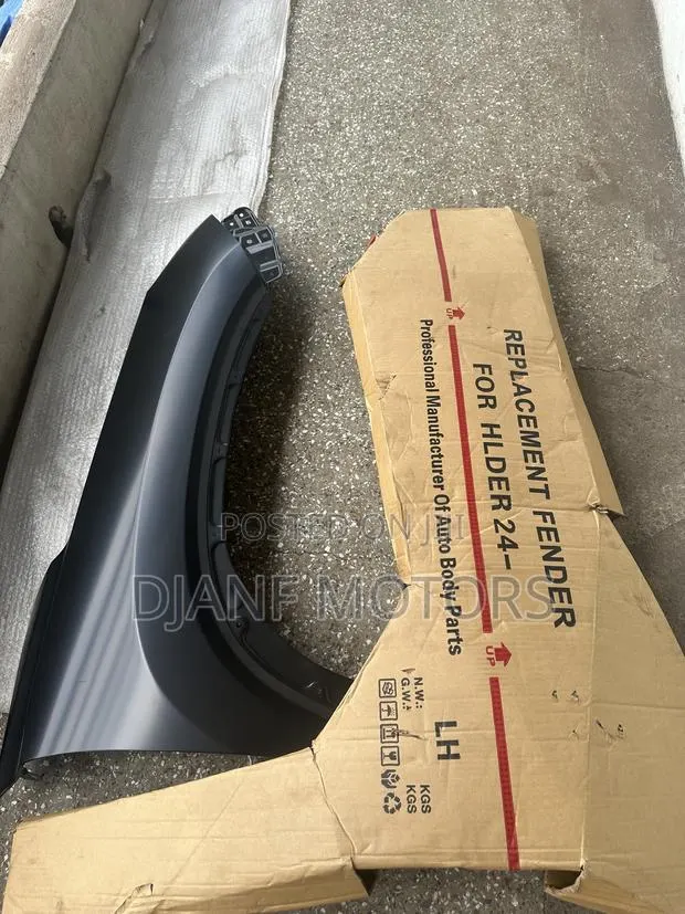 Toyota Highlander Grand 2023-2026 Fender · Photo 1