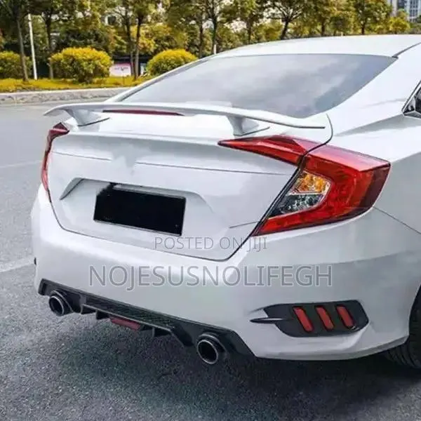 Honda Civic Back Diffuser 2016-2020 · Photo 1