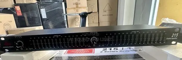 Dbx 215/131 Graphic Equalizer · Photo 1