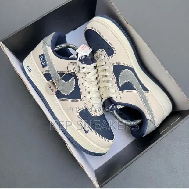 Dior X Nike Air Force 1 · Photo 1