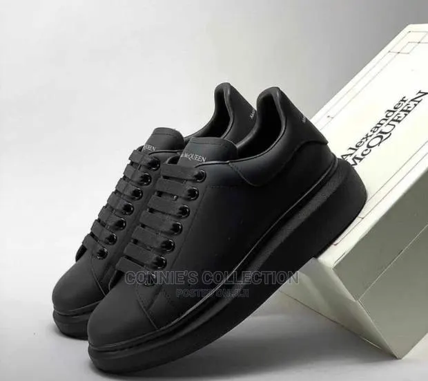 Alexander McQueen · Photo 1