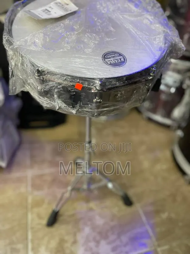 Snare Drum and Stand · Photo 1