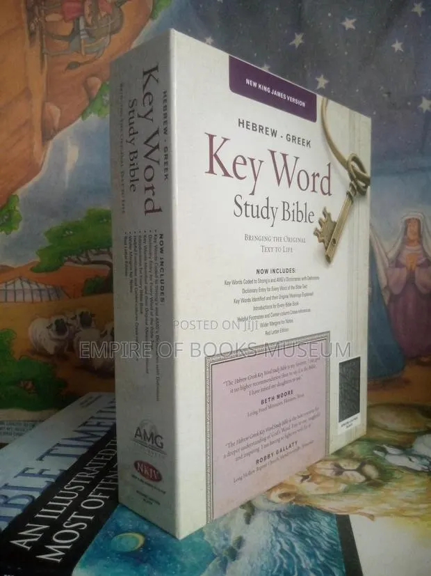 Keyword Study Bible NKJV - Genuine Leather Black · Photo 1