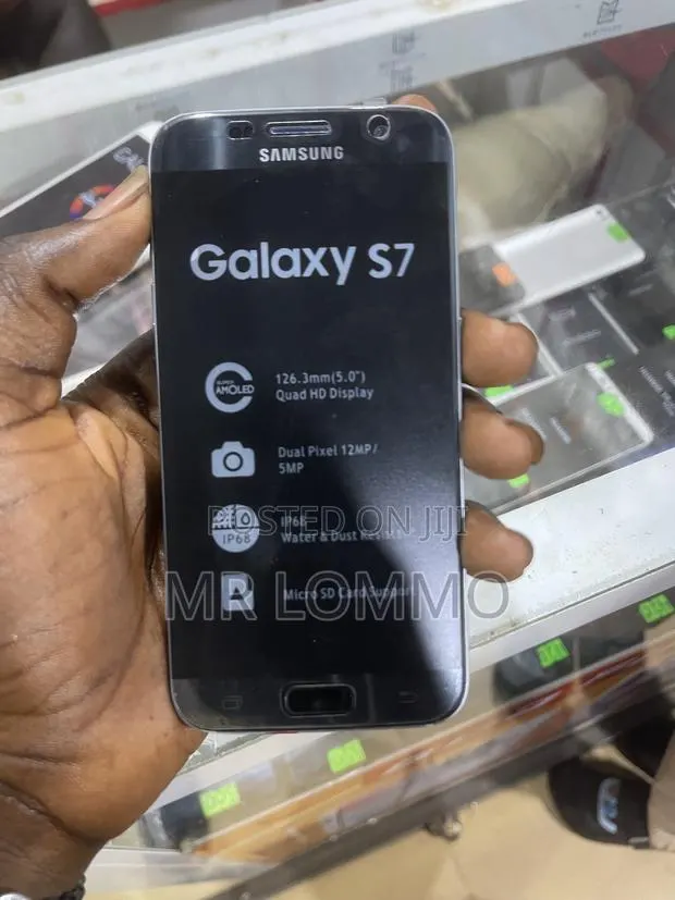 Samsung Galaxy S7 64 GB Black · Photo 1