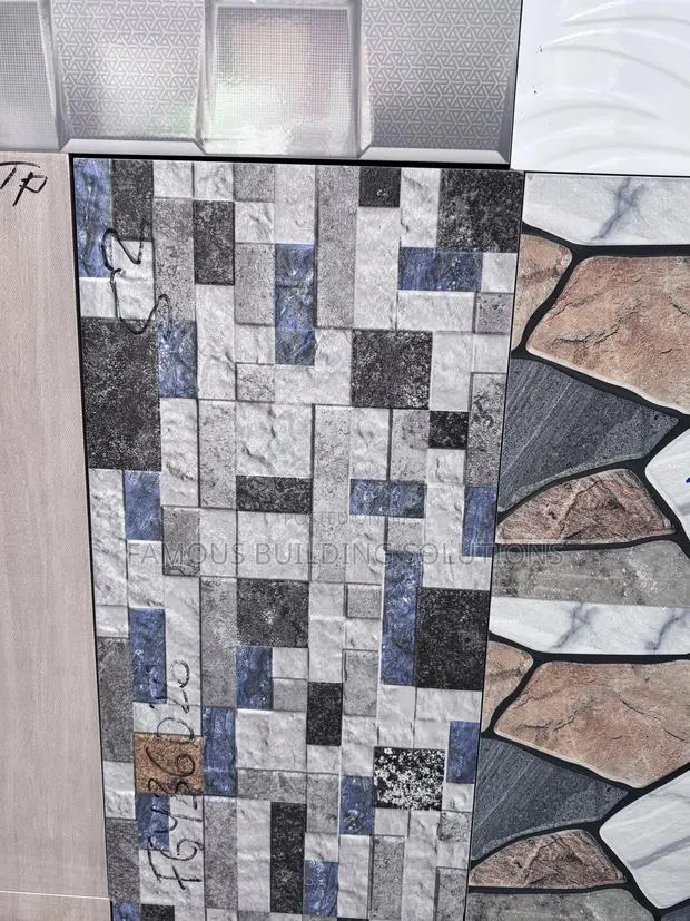 Made in Ghana 30x60 Facial Tiles · Photo 3