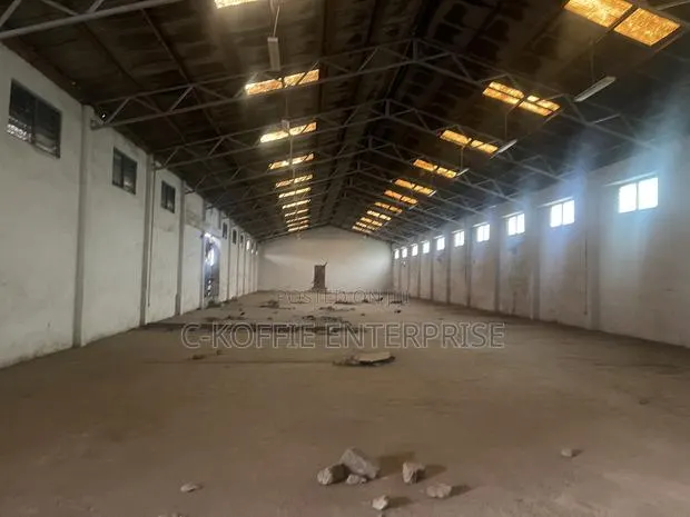 1300 SQM Warehouse at Tema for Rent · Photo 1