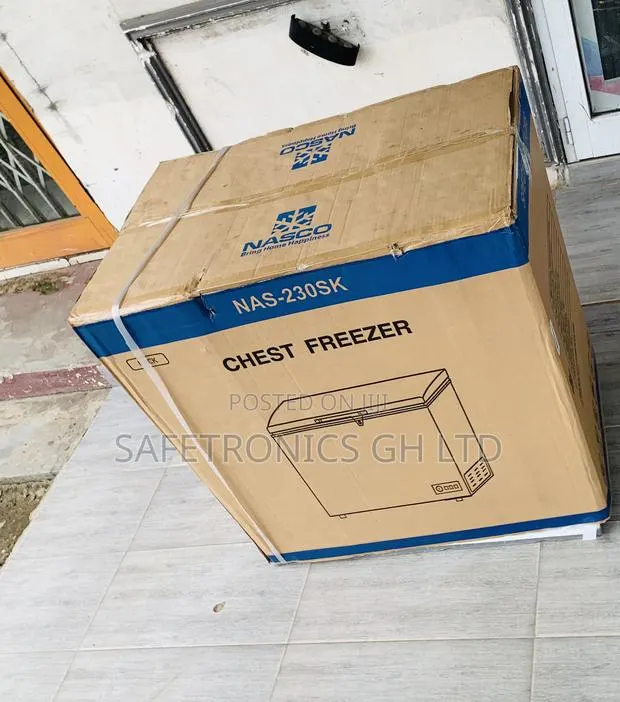 Neatly Sealed Nasco 195l Nas-230sk Chest Freezer Silver · Photo 1