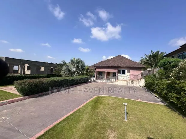 3bdrm House in Krokrobite, Bortiano for sale · Photo 1