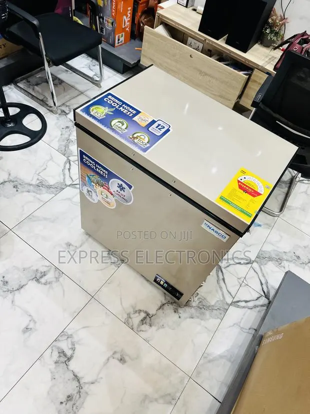 Long Lasting Effects Chest Gold Freezer Nasco 200l · Photo 1