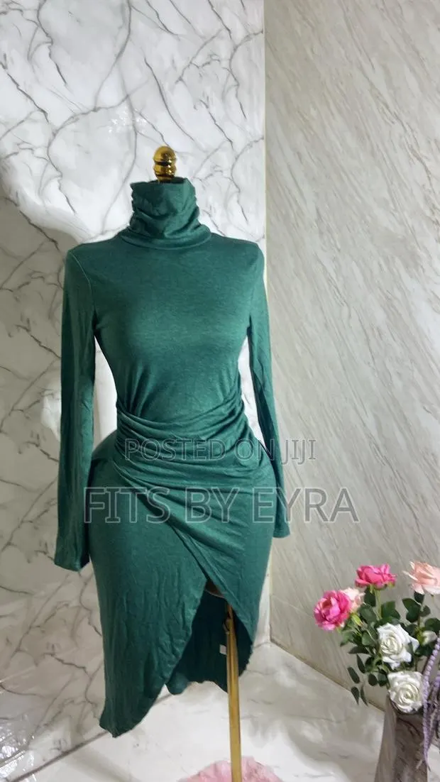 Green High Neck Draped Dress · Photo 1