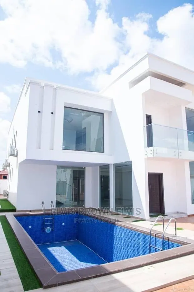 4bdrm Mansion in Living Large, East Legon for Sale · Photo 1