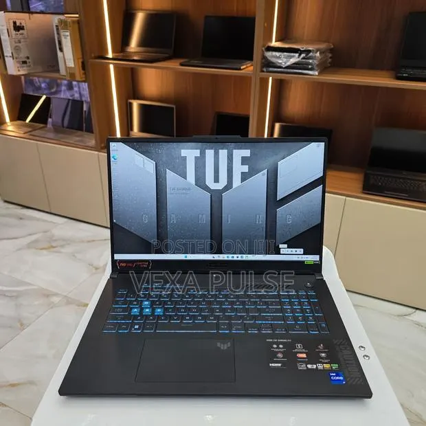 Laptop Asus TUF Gaming F17 16GB Intel Core i7 SSD 512GB · Photo 1