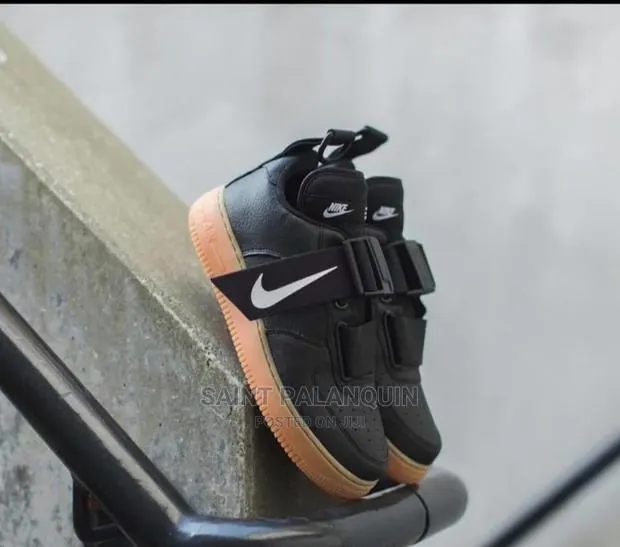 Air Force 1 Utility · Photo 1