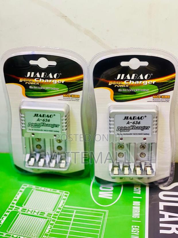 JIABAO JB-636 Rechargeable Battery Charger For AA/AAA/9V · Photo 3