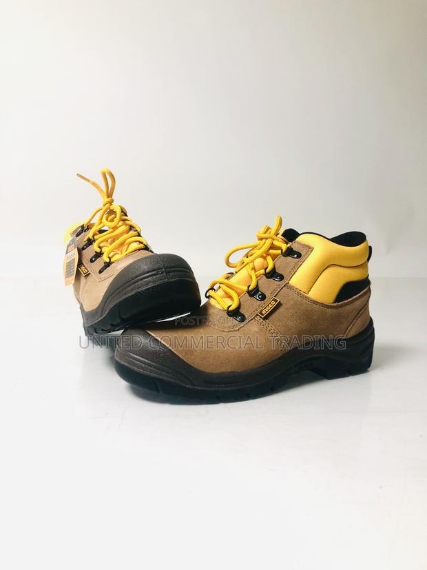 Safety Boots · Photo 7