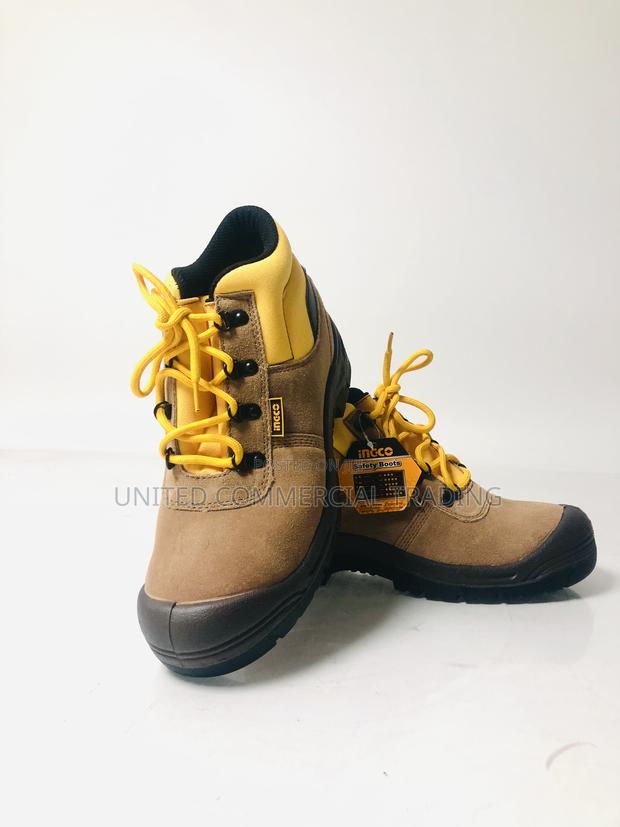 Safety Boots · Photo 5