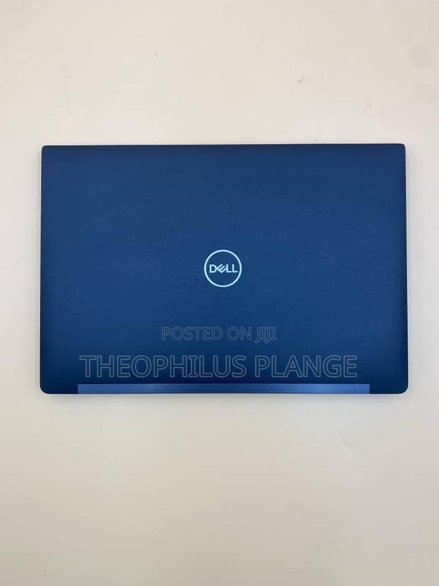 New Laptop Dell Latitude 7390 8GB Intel Core I7 SSD 256GB · Photo 3