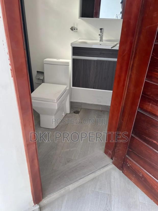 2bdrm House in Dki Properties, East Legon for sale · Photo 8