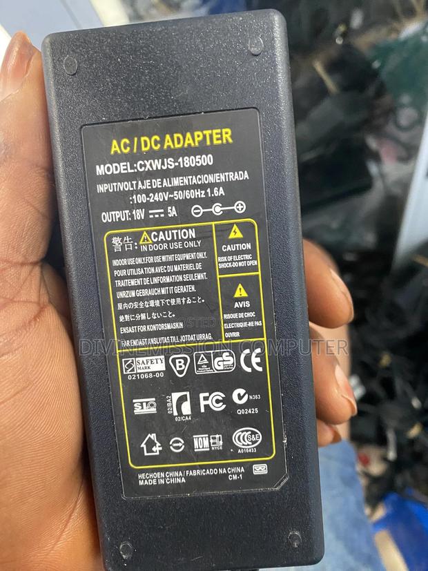 Adapter 18v—5A Original Adapter · Photo 5