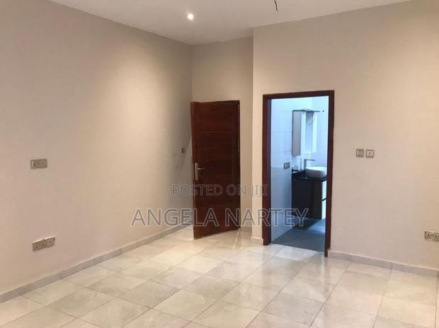 3bdrm House in Manet-East Airport, Accra Metropolitan for sale · Photo 4