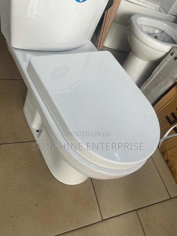 Frencia Press Top Water Closet · Photo 2
