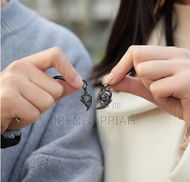 Couple Necklaces · Photo 4