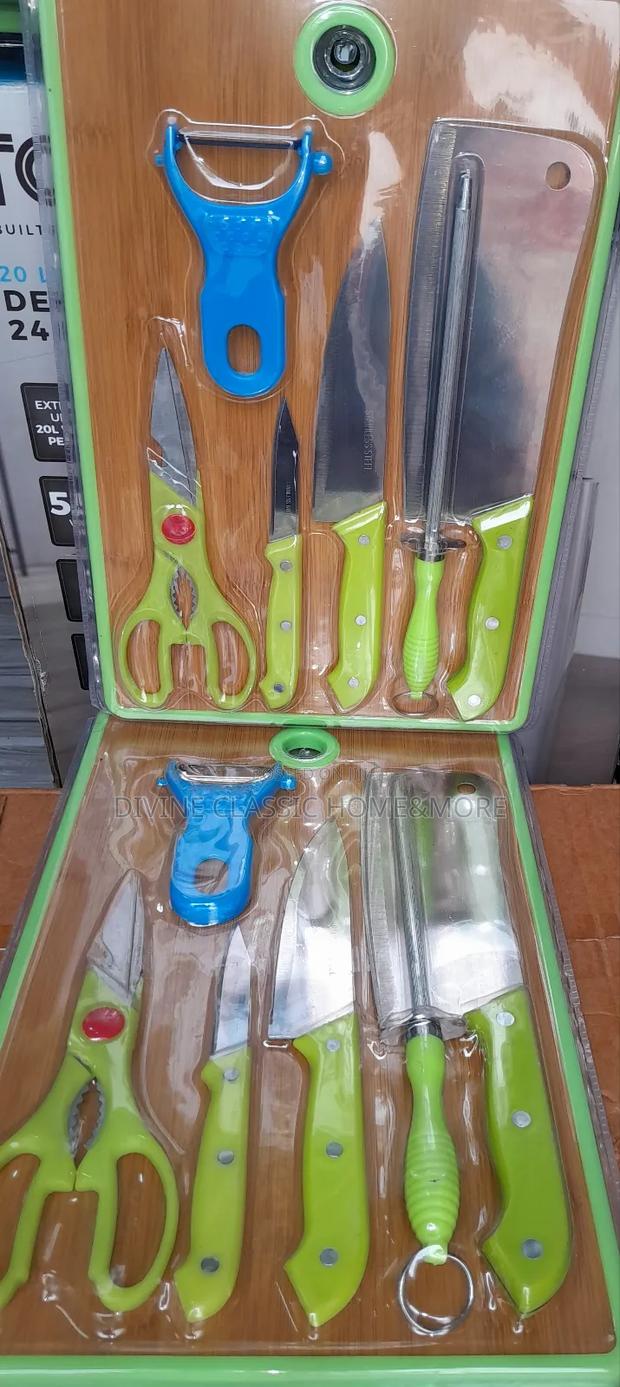 7pcs Knives, Scissors, Peeler and Chopping Board Set · Photo 1
