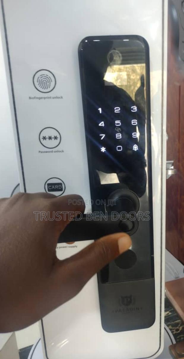 Paladin Turkish Biometric Smart Locks With Video Recording · Photo 1