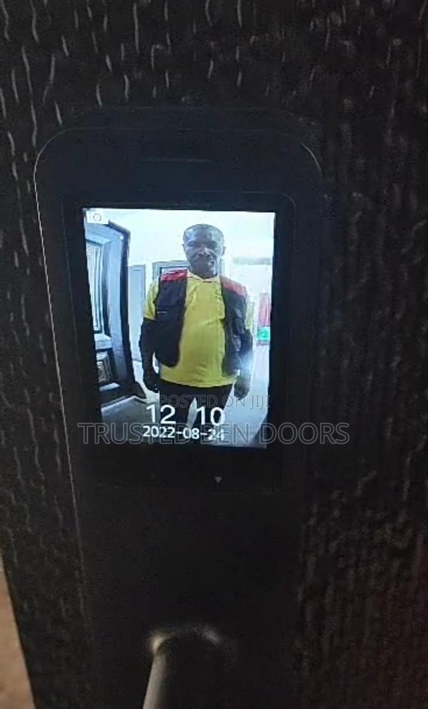 Paladin Smart Locks Swipe Card/Passcode/Fingerprint/Keys · Photo 1