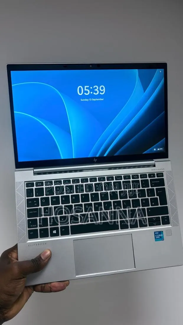 Laptop HP EliteBook 830 G8 16GB Intel Core i7 SSD 512GB · Photo 1