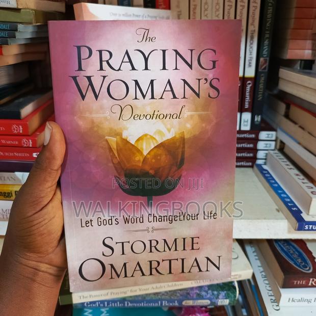 The Praying Woman's Devotional · Photo 1